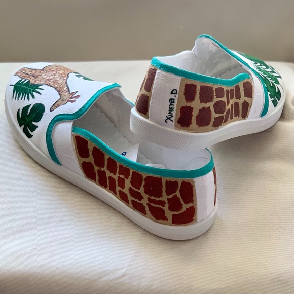 Hand Painted Canvas Slip On Shoes - Picture 6 of 6